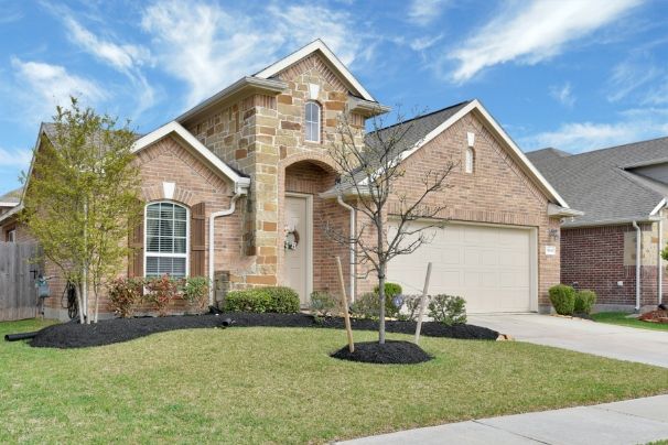 https://AmyLund.NewConstructionHomesNOW.com